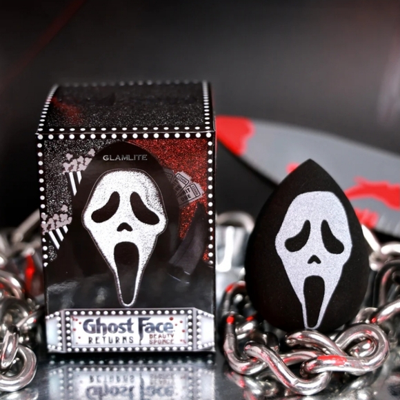 Glamlite x Ghost Face Returns Makeup Set - Picture 5 of 6